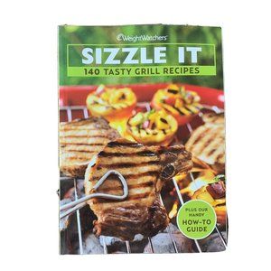 Sizzle It Weight Watchers 140 Tasty Grill Recipes‎ 2008 Cookbook Paperback